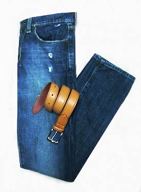 ベルトをアクセントに